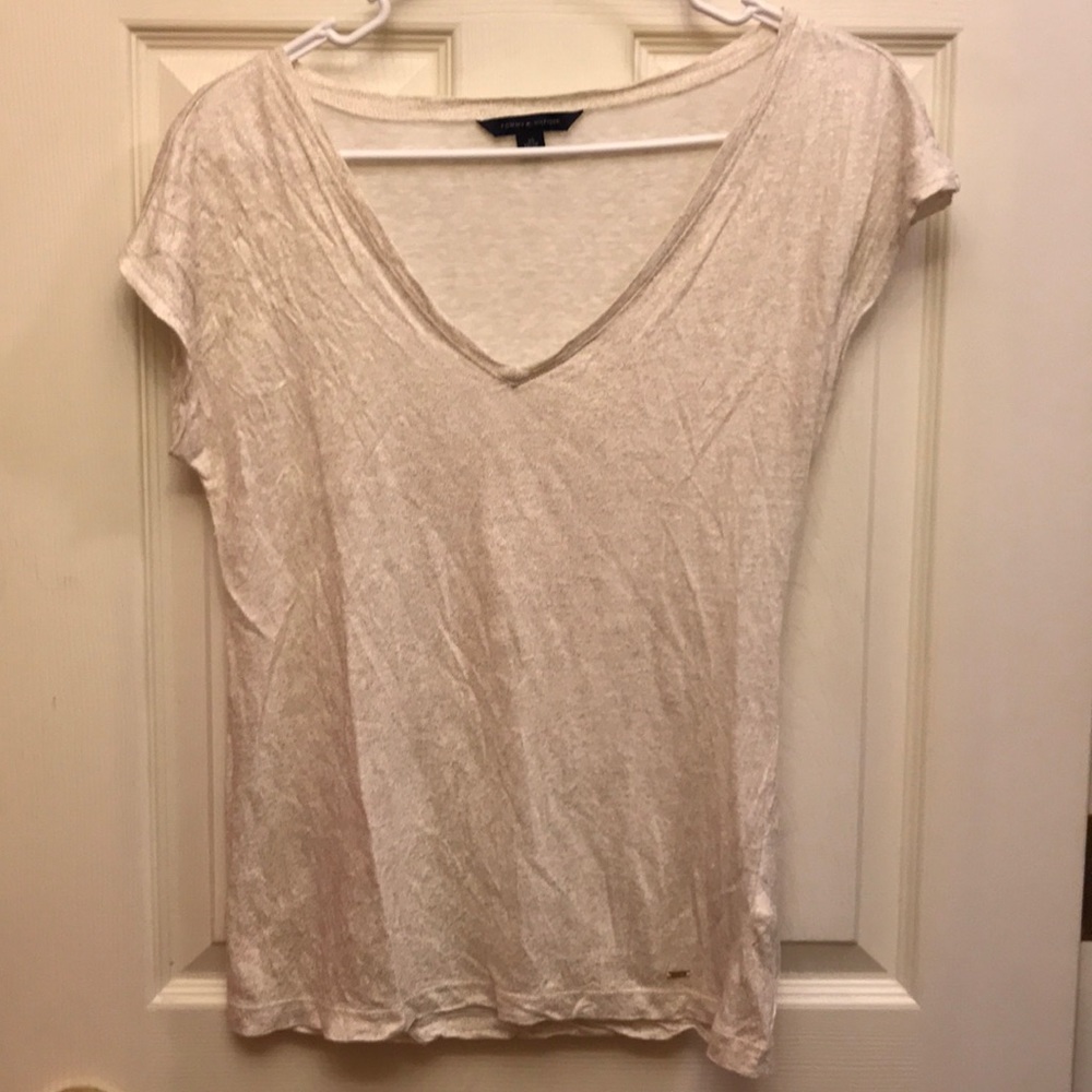 Tommy Hilfiger gold and creams vneck❤️
